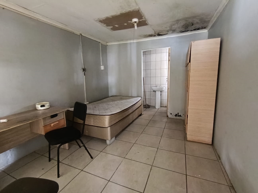 21 Bedroom Property for Sale in Universitas Free State